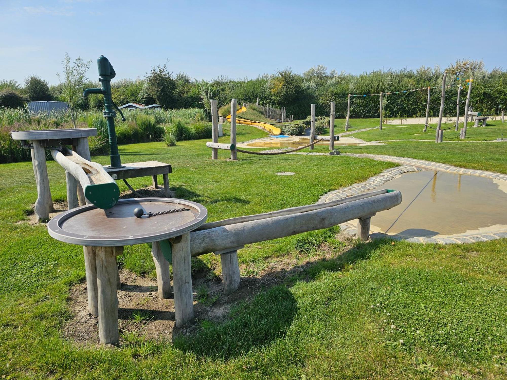 Olmenduin Olm Zeeland Holiday home *